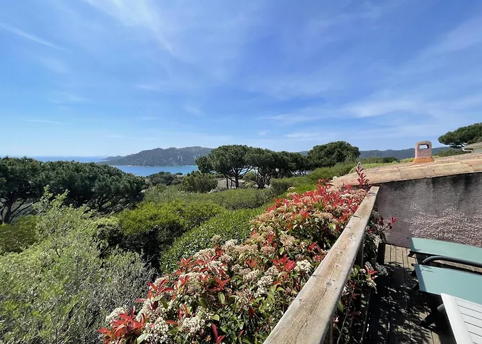 Les Mini-Villas De Santa Giulia